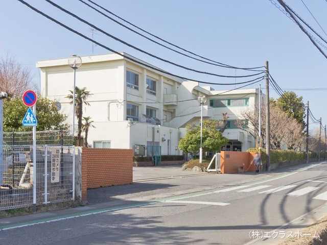 春日部市立豊春中学校 距離1250m