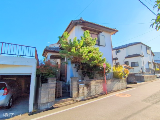 愛知県東海市荒尾町奥曽山の中古戸建て完成写真 2024年11月28日撮影