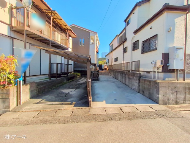 愛知県東海市荒尾町奥曽山の中古戸建て完成写真 2024年11月28日撮影