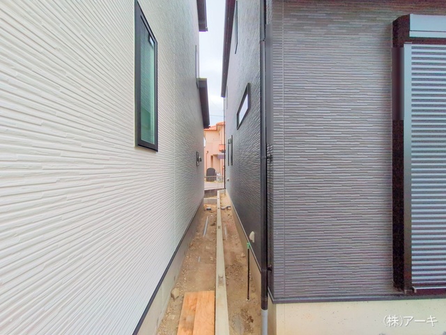 愛知県高浜市屋敷町２丁目の新築戸建て外構写真 2025年2月27日撮影