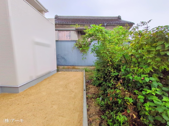 愛知県知多市八幡字堀切の新築戸建て外構写真 2025年10月21日撮影