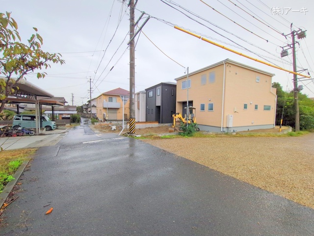 愛知県知多市八幡字堀切の新築戸建て外構写真 2025年10月21日撮影