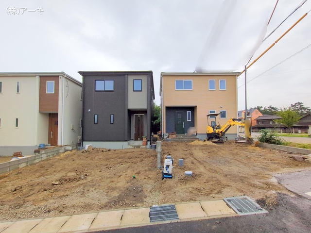 愛知県知多市八幡字堀切の新築戸建て外構写真 2025年10月21日撮影