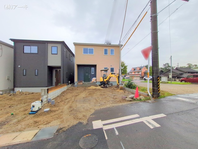 愛知県知多市八幡字堀切の新築戸建て外構写真 2025年10月21日撮影