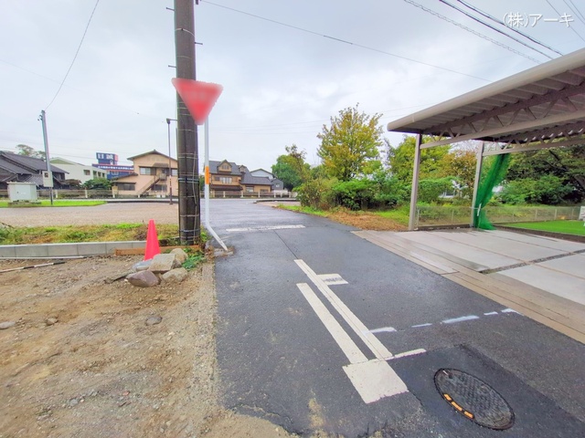 愛知県知多市八幡字堀切の新築戸建て外構写真 2025年10月21日撮影