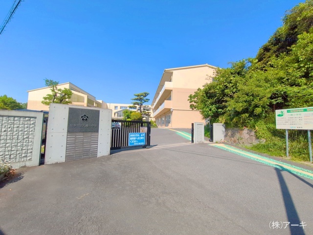 知多市立八幡小学校　距離1200m