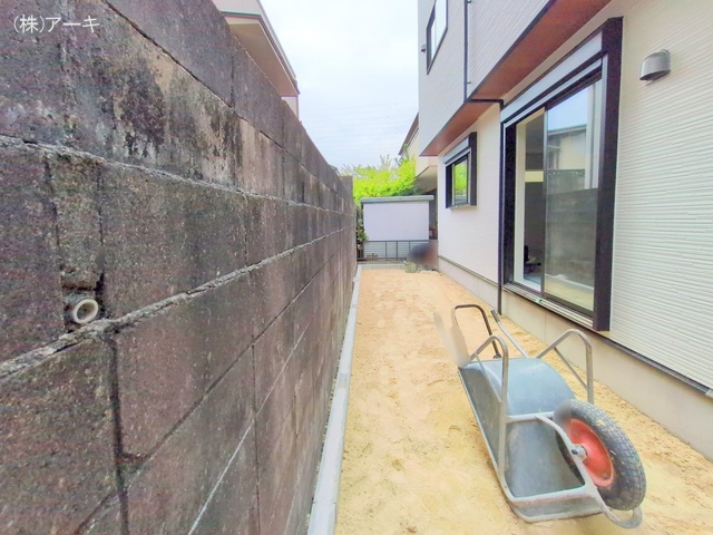 愛知県東海市荒尾町細高根の新築戸建て外構写真 2025年10月2日撮影