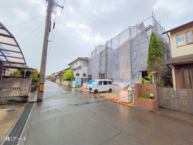 愛知県東海市荒尾町細高根の新築戸建てシート写真 2025年9月11日撮影