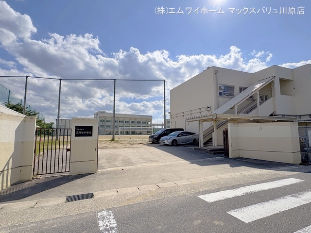 名古屋市立志段味中学校