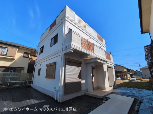 愛知県稲沢市平和町　西光坊宮西の中古戸建て完成写真 2026年3月8日撮影