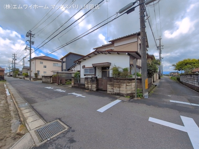 一宮市大和町苅安賀字薬師堂 外観