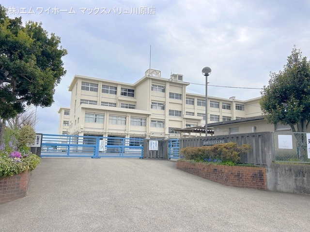 春日井市立石尾台小学校