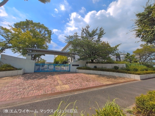 みよし市立緑丘小学校