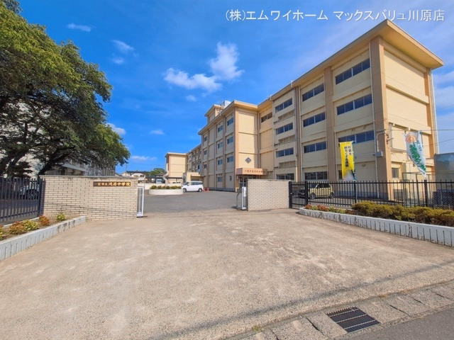 一宮市立浅井中学校