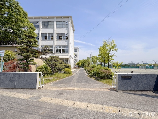 小牧市立応時中学校