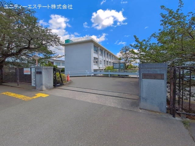 座間市立座間中学校