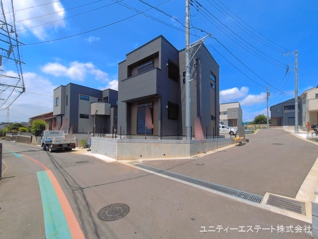新築戸建て 綾瀬市深谷上 2号棟 外構