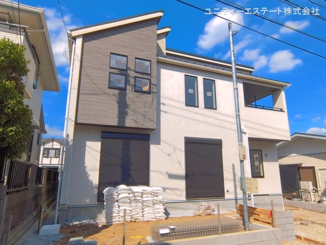 綾瀬市綾西1丁目(戸建)01 外構