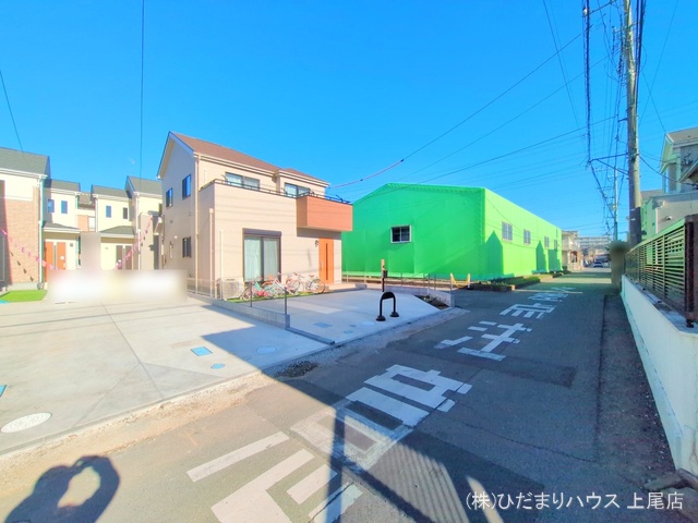 埼玉県上尾市大字上尾下の新築戸建て完成写真 2025年12月9日撮影