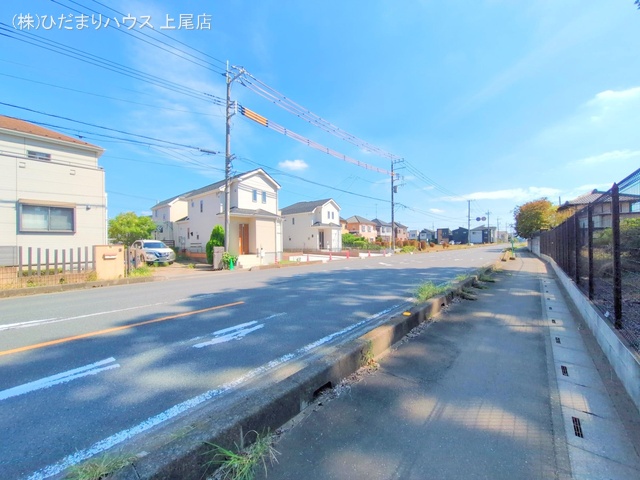 埼玉県上尾市小泉３丁目の新築戸建て完成写真 2025年9月25日撮影