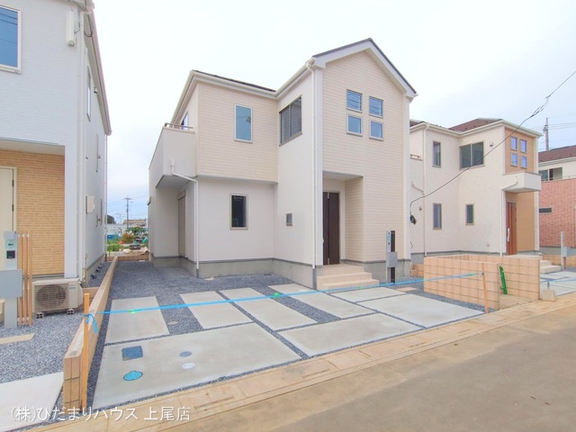 埼玉県上尾市大字瓦葺の新築戸建て完成写真 2025年11月4日撮影