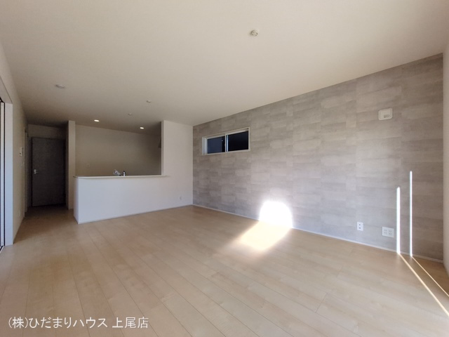 さいたま市西区大字宝来（戸建）02 リビング