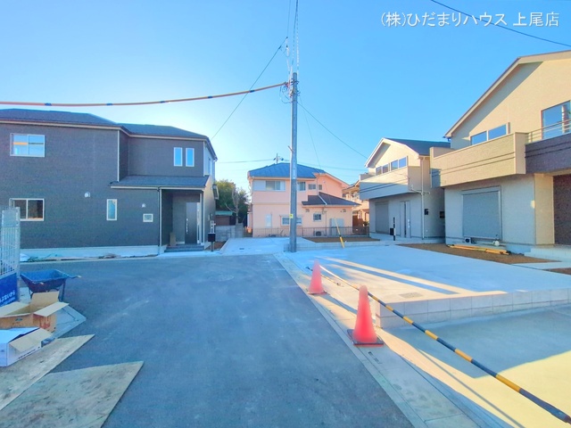 埼玉県上尾市大字久保の新築戸建て完成写真 2025年12月17日撮影