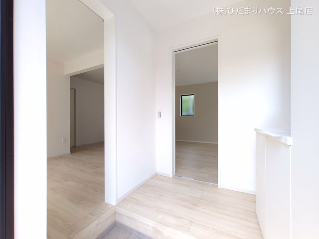 上尾市小泉7丁目（戸建）01 玄関
