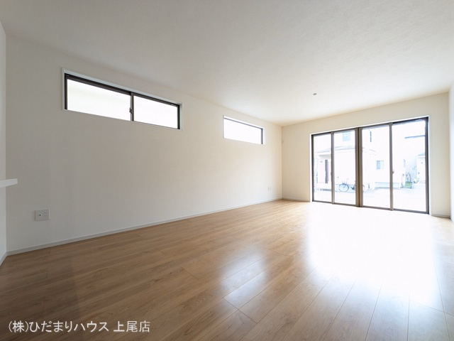 上尾市浅間台3丁目（戸建）01 リビング