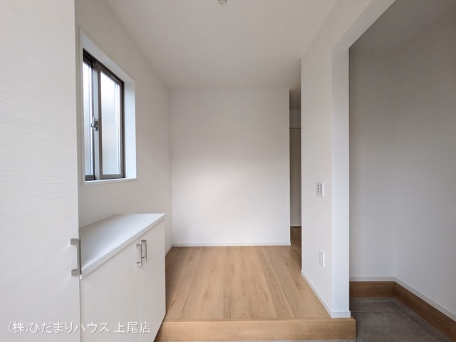 上尾市浅間台3丁目（戸建）01 玄関