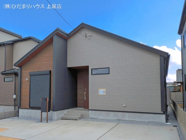 埼玉県上尾市大字上の新築戸建て完成写真 2026年3月26日撮影