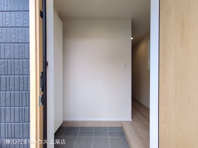 上尾市谷津1丁目（戸建）A 玄関