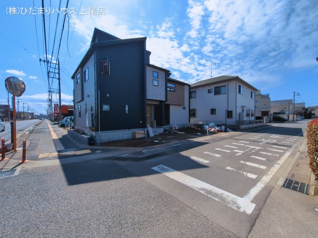 埼玉県上尾市大字上の新築戸建て外構写真 2026年3月8日撮影