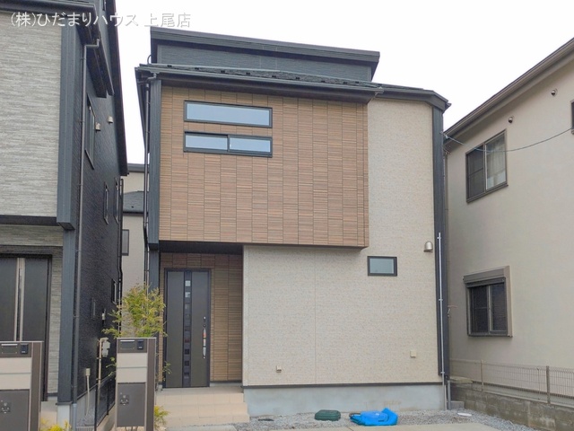 埼玉県上尾市大字上の新築戸建て完成写真 2026年4月6日撮影