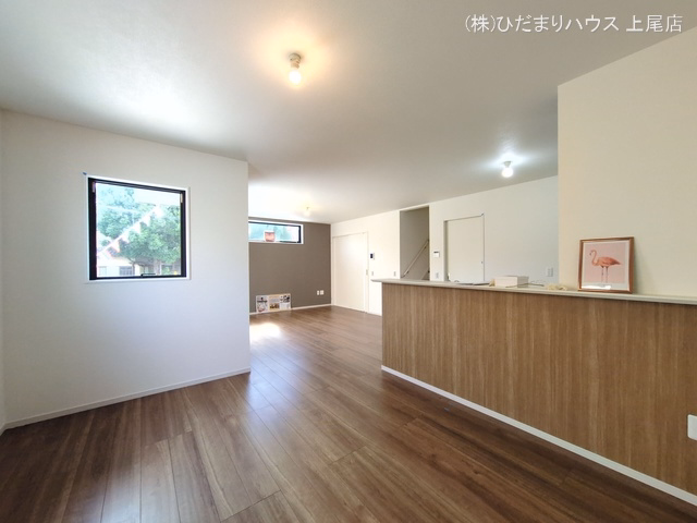 上尾市二ツ宮（戸建）01 リビング