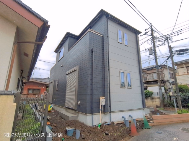 埼玉県上尾市緑丘４丁目の新築戸建て外構写真 2026年6月8日撮影