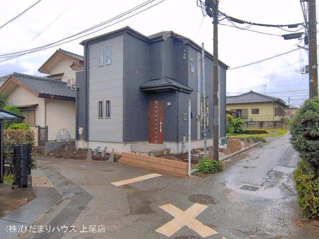 埼玉県上尾市緑丘４丁目の新築戸建て外構写真 2026年6月8日撮影