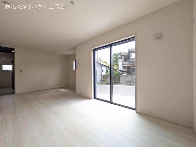 さいたま市西区大字土屋（戸建）01 リビング
