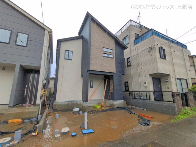 埼玉県上尾市本町5丁目の新築戸建て外構写真 2026年4月26日撮影