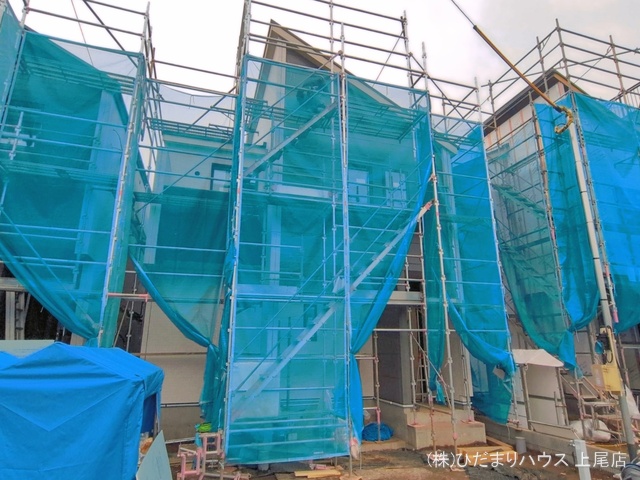 埼玉県上尾市本町５丁目の新築戸建てシート写真 2026年4月6日撮影