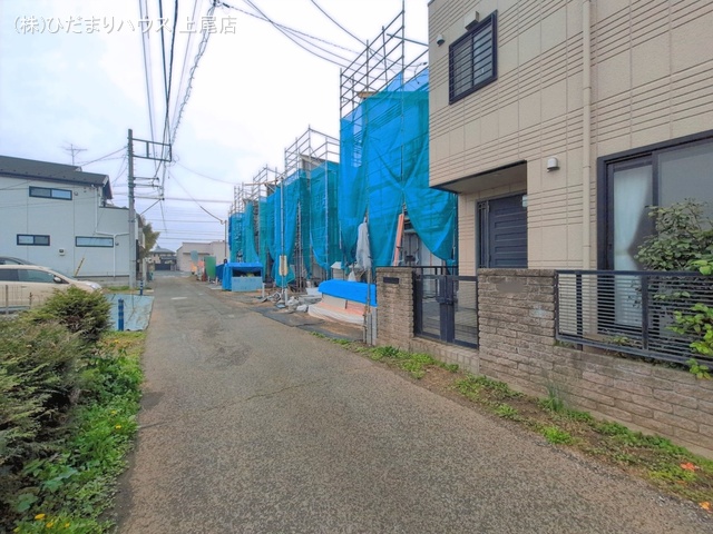 埼玉県上尾市本町５丁目の新築戸建てシート写真 2026年4月6日撮影
