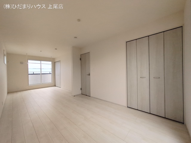上尾市本町5丁目（戸建）04 居室メイン