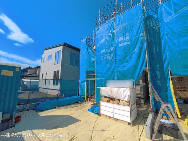 埼玉県上尾市愛宕２丁目の新築戸建てシート写真 2026年6月9日撮影