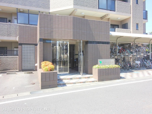 愛知県豊田市梅坪町２丁目のマンション『バンベール梅坪』外観写真 2023年7月23日撮影