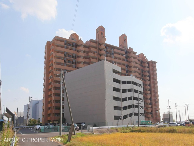 愛知県豊田市生駒町大坪のマンション『キングスコート豊田生駒』外観写真 2023年10月26日撮影