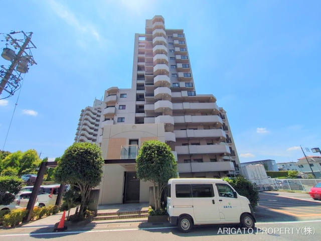 愛知県豊田市聖心町４丁目のマンション『グローリアスタウン聖心弐番館』外観写真 2025年7月28日撮影