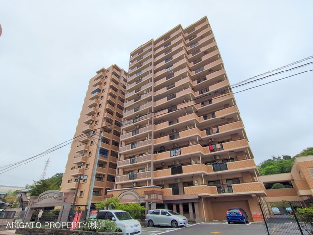 愛知県豊田市中田町西山のマンション『キングスコート豊田中田弐番館』外観写真 2025年10月14日撮影