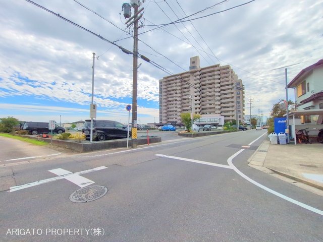 愛知県刈谷市井ケ谷町池之浦のマンション『ユニバーシティ刈谷』外観写真 2025年10月19日撮影