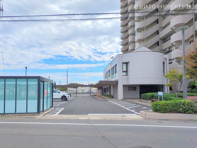 愛知県刈谷市井ケ谷町池之浦のマンション『ユニバーシティ刈谷』外観写真 2025年10月19日撮影