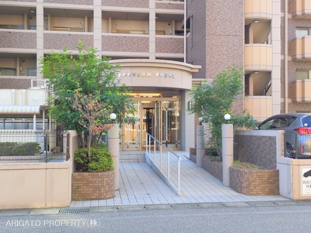 愛知県安城市東栄町６丁目のマンション『スペクトル東栄』外観写真 2025年10月28日撮影